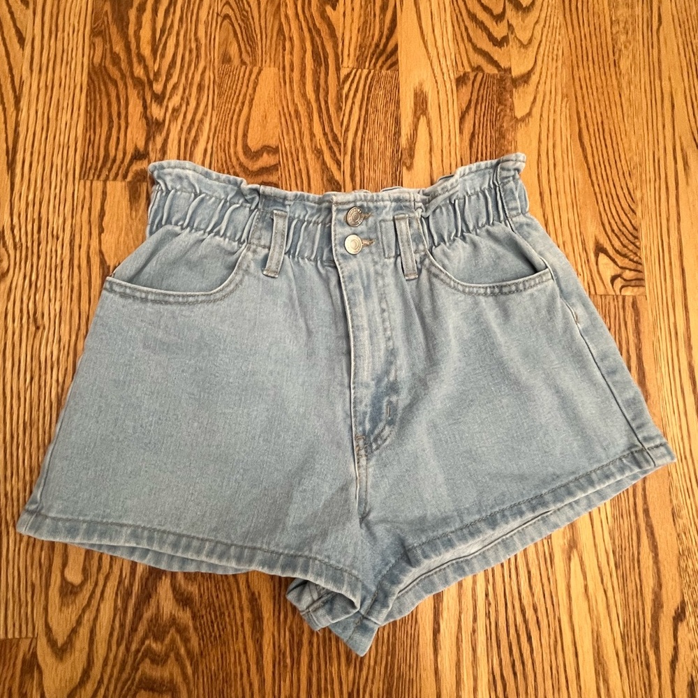 Forever 21 Size 26 Cinched Waist Shorts